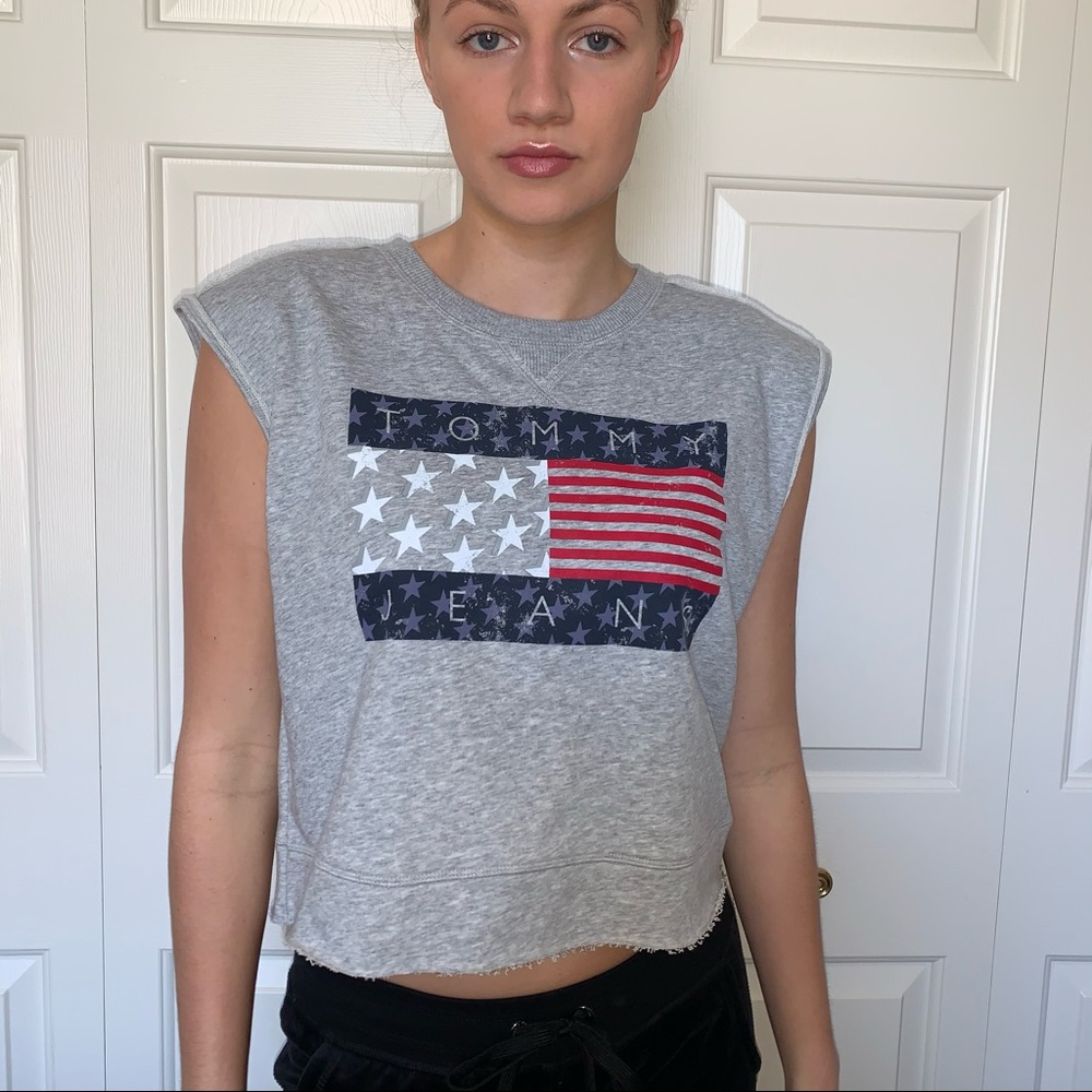 Tommy Hilfiger gray tank top size medium